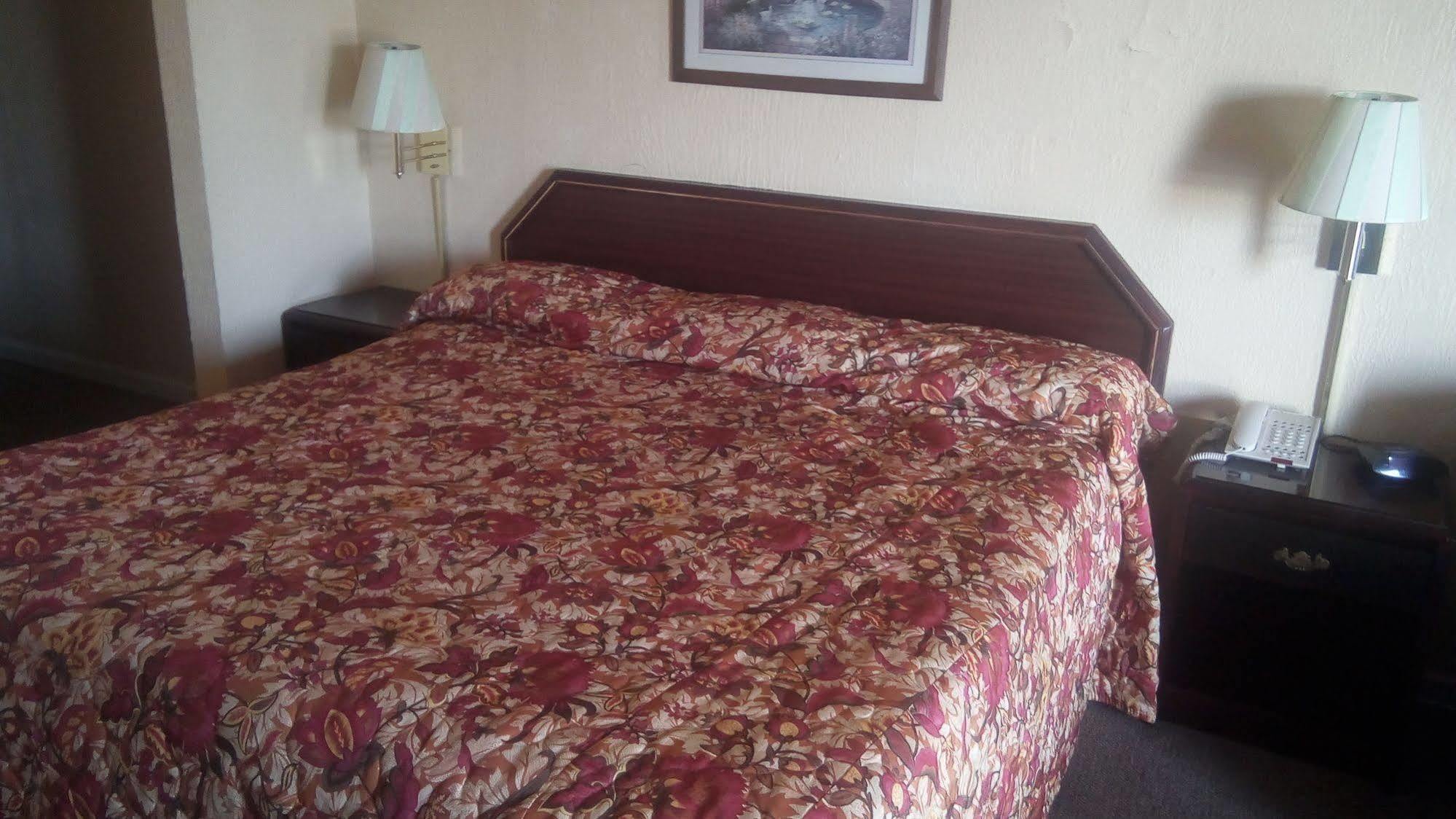 Travelers Inn Elizabethton エクステリア 写真